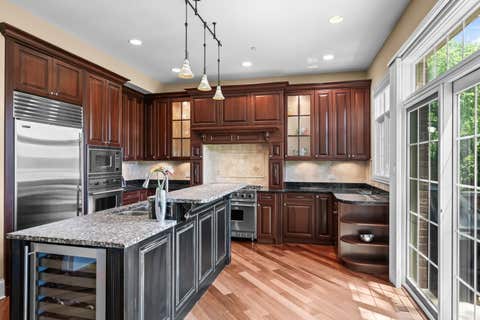 Tiny photo for 1105 Austin Avenue, Park Ridge, IL 60068 (MLS # 12650079)