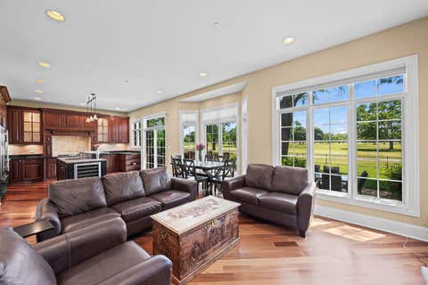Tiny photo for 1105 Austin Avenue, Park Ridge, IL 60068 (MLS # 12650079)