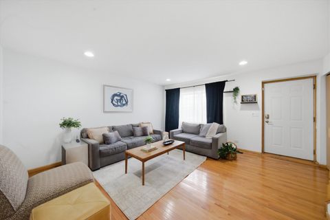 Tiny photo for 1234 N Lawndale Avenue, Chicago, IL 60651 (MLS # 12585058)