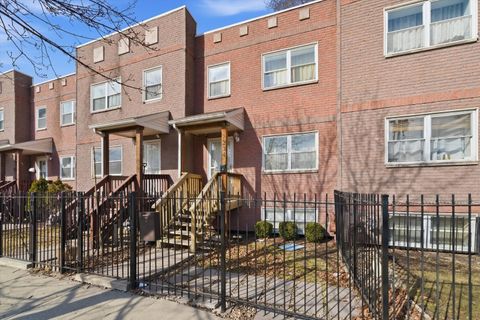 Photo of 1234 N Lawndale Avenue, Chicago, IL 60651 (MLS # 12585058)