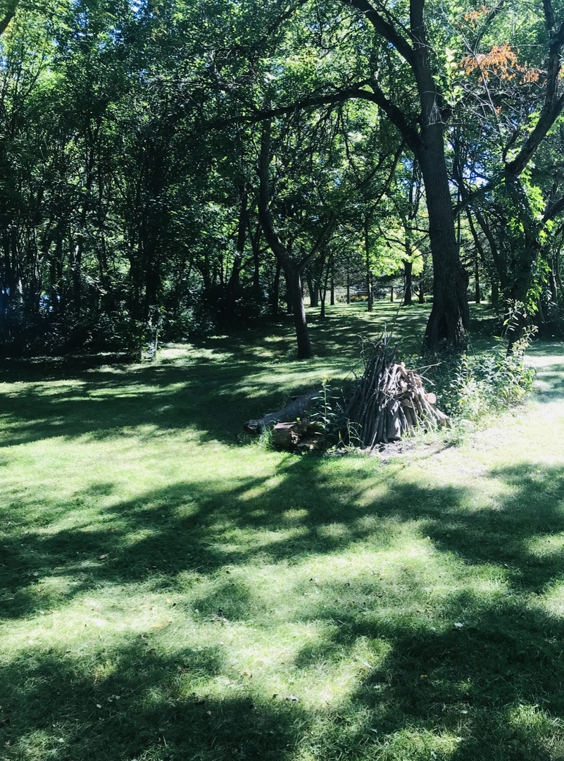 2618 N 3689th Road