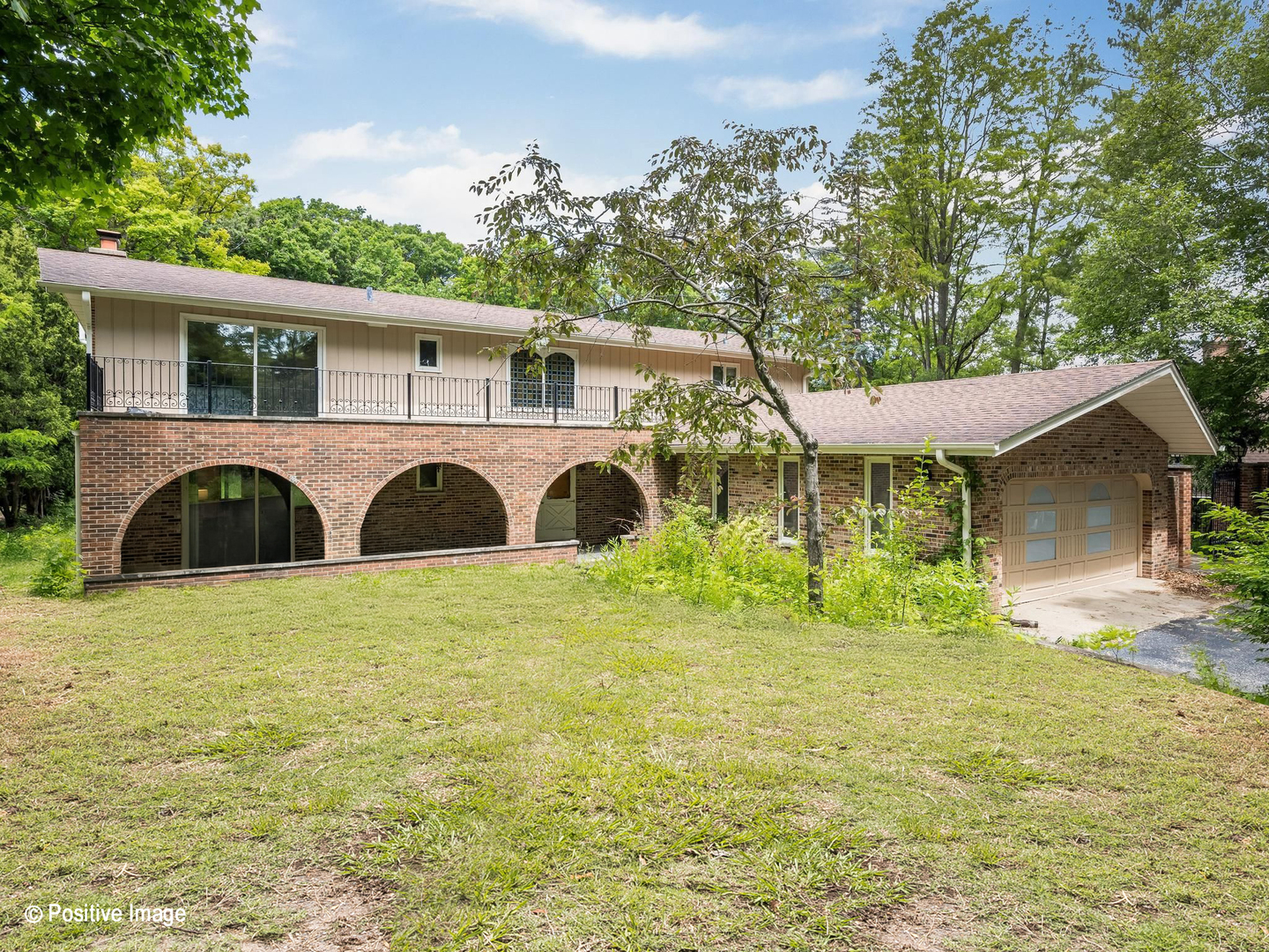 188 N BLOOMINGDALE Road