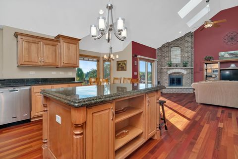 Tiny photo for 202 Barefoot Court, Minooka, IL 60447 (MLS # 12501373)