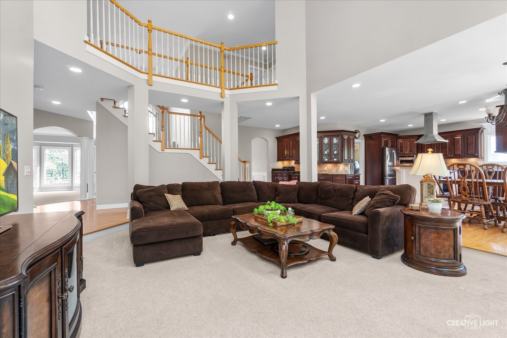 1728 Robert Lane