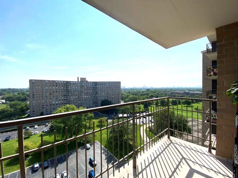 Tiny photo for 7033 N Kedzie Avenue #1414, Chicago, IL 60645 (MLS # 12667464)