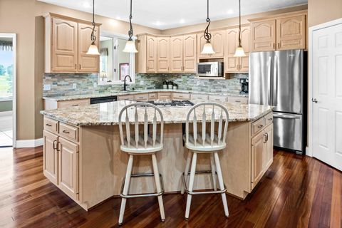 Tiny photo for 1902 Quail Run Cc Court, Normal, IL 61761 (MLS # 12468891)