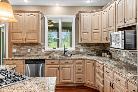 Tiny photo for 1902 Quail Run Cc Court, Normal, IL 61761 (MLS # 12468891)