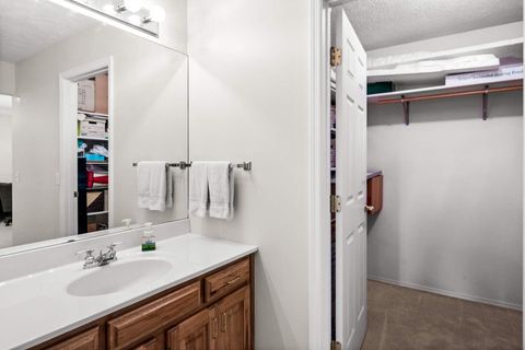 Tiny photo for 1902 Quail Run Cc Court, Normal, IL 61761 (MLS # 12468891)