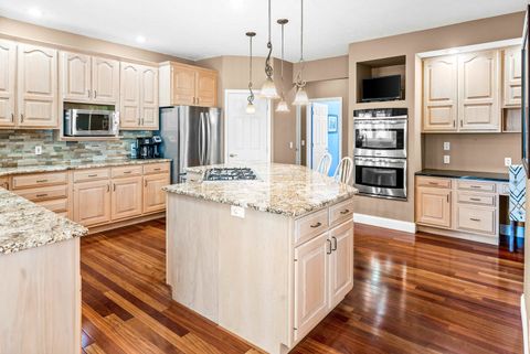 Tiny photo for 1902 Quail Run Cc Court, Normal, IL 61761 (MLS # 12468891)