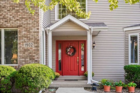 Tiny photo for 1902 Quail Run Cc Court, Normal, IL 61761 (MLS # 12468891)