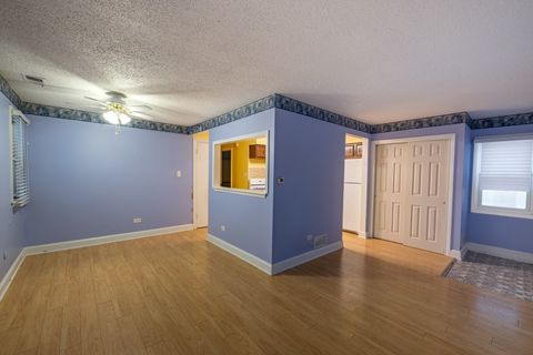 Tiny photo for 9170 Crescent Court, Oak Lawn, IL 60453 (MLS # 12554152)