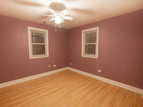 Tiny photo for 9170 Crescent Court, Oak Lawn, IL 60453 (MLS # 12554152)