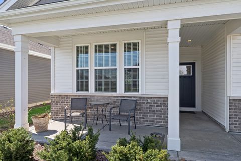Tiny photo for 6413 Aspen Lane, Wonder Lake, IL 60097 (MLS # 12617505)