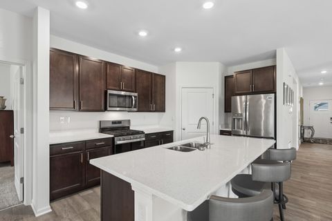 Tiny photo for 6413 Aspen Lane, Wonder Lake, IL 60097 (MLS # 12617505)