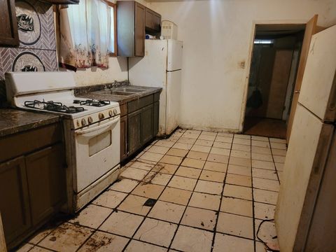 Tiny photo for 1412 E 75th Street, Chicago, IL 60619 (MLS # 12457376)