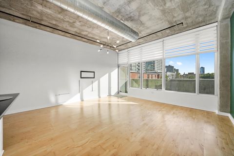 Tiny photo for 50 E 16th Street #411, Chicago, IL 60616 (MLS # 12507650)