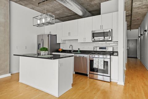 Tiny photo for 50 E 16th Street #411, Chicago, IL 60616 (MLS # 12507650)