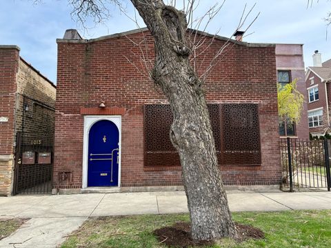 5011 N Ravenswood Avenue 2 Chicago IL 60640