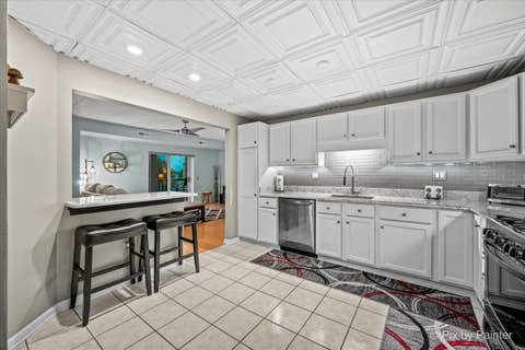 Tiny photo for 1500 S Ardmore Avenue #308, Villa Park, IL 60181 (MLS # 12719076)