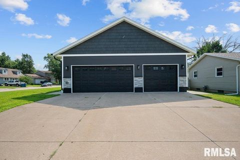 Tiny photo for 711 SCOTT Court, Camanche, IA 52730 (MLS # QC4268956)