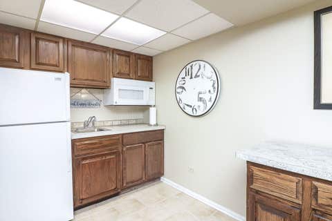 Tiny photo for 475 N Cass Avenue #202, Westmont, IL 60559 (MLS # 12649282)