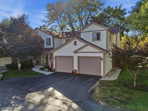 Tiny photo for 251 E Forest Knoll Drive #251, Palatine, IL 60074 (MLS # 12796207)