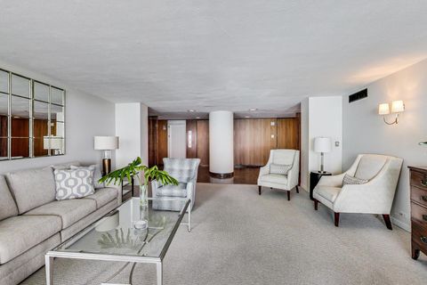 Tiny photo for 1630 Sheridan Road N #2J, Wilmette, IL 60091 (MLS # 12453995)