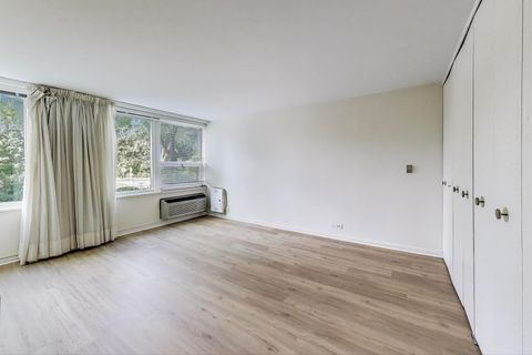Tiny photo for 1630 Sheridan Road N #2J, Wilmette, IL 60091 (MLS # 12453995)