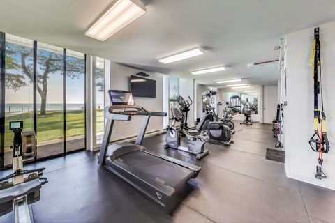 Tiny photo for 1630 Sheridan Road N #2J, Wilmette, IL 60091 (MLS # 12453995)