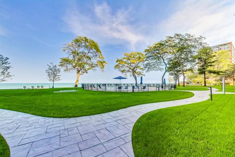 Tiny photo for 1630 Sheridan Road N #2J, Wilmette, IL 60091 (MLS # 12453995)