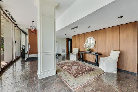 Tiny photo for 1630 Sheridan Road N #2J, Wilmette, IL 60091 (MLS # 12453995)