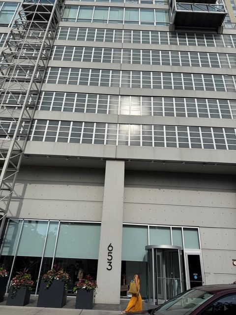 Tiny photo for 653 N Kingsbury Street #1208, Chicago, IL 60654 (MLS # 12417397)