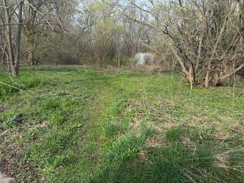 Tiny photo for 10802 W York House Road, Beach Park, IL 60087 (MLS # 12618274)