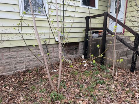 Tiny photo for 10802 W York House Road, Beach Park, IL 60087 (MLS # 12618274)