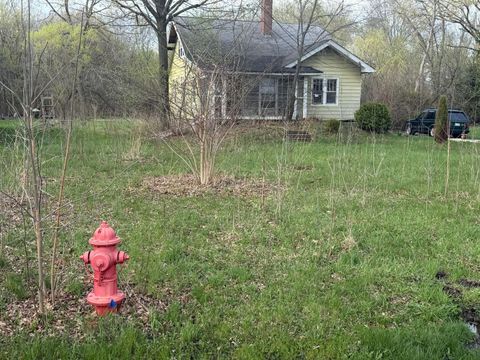 Tiny photo for 10802 W York House Road, Beach Park, IL 60087 (MLS # 12618274)