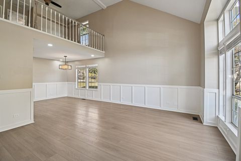 Tiny photo for 1724 Becker Court, Crystal Lake, IL 60014 (MLS # 12500871)