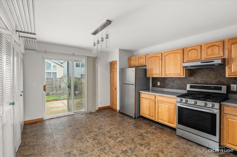 Tiny photo for 1750 Hickory Park Lane, Aurora, IL 60504 (MLS # 12496831)