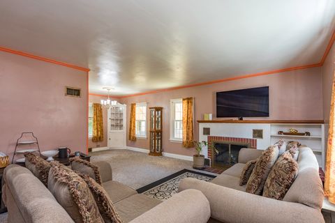 Tiny photo for 411 N Martin Avenue, Waukegan, IL 60085 (MLS # 12459179)