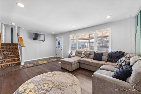 Tiny photo for 3318 Tulip Drive, Hazel Crest, IL 60429 (MLS # 12526568)