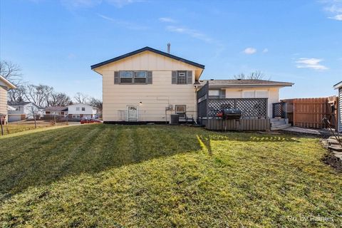 Tiny photo for 3318 Tulip Drive, Hazel Crest, IL 60429 (MLS # 12526568)