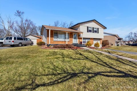 Tiny photo for 3318 Tulip Drive, Hazel Crest, IL 60429 (MLS # 12526568)
