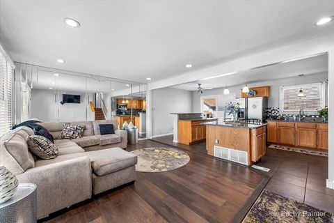 Tiny photo for 3318 Tulip Drive, Hazel Crest, IL 60429 (MLS # 12526568)