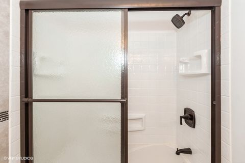 Tiny photo for 412 Greentree Lane, Bolingbrook, IL 60440 (MLS # 12460390)