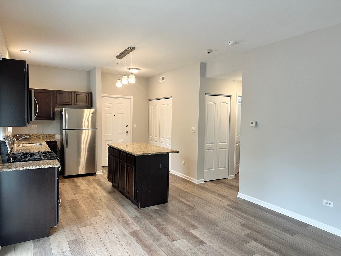 811 E Main Street 1E