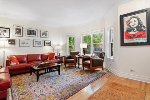 Tiny photo for 4530 S Woodlawn Avenue #305, Chicago, IL 60653 (MLS # 12719933)