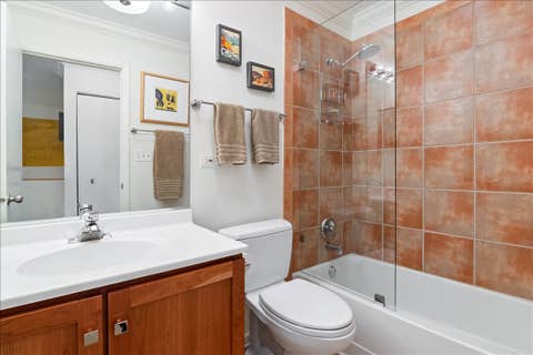 Tiny photo for 4530 S Woodlawn Avenue #305, Chicago, IL 60653 (MLS # 12719933)