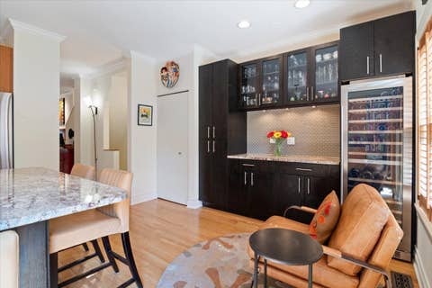 Tiny photo for 4530 S Woodlawn Avenue #305, Chicago, IL 60653 (MLS # 12719933)
