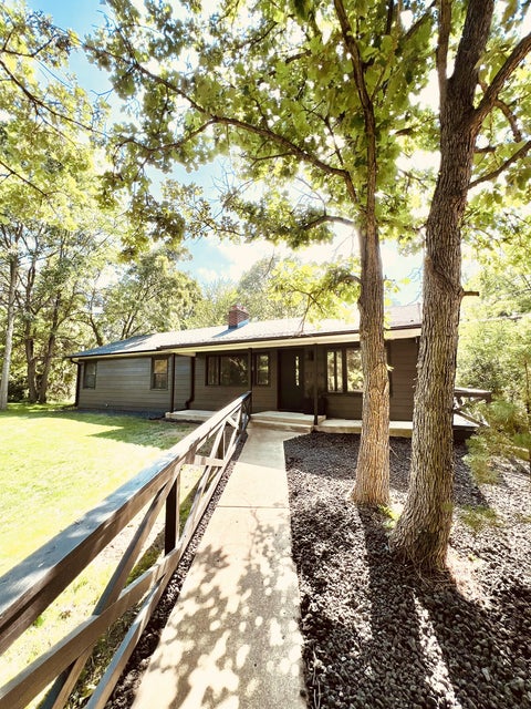 Photo of 3S306 Winfield Road, Warrenville, IL 60555 (MLS # 12755361)