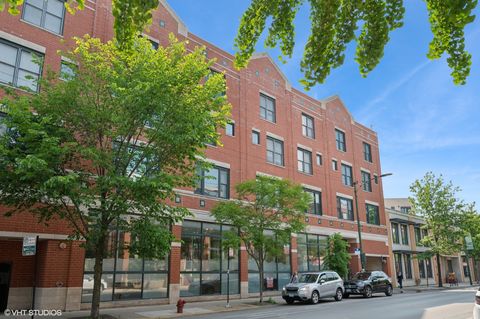 2840 N Lincoln Avenue E Chicago IL 60657