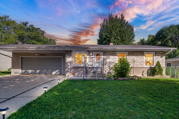 1660 SYCAMORE AVE, HANOVER PARK, IL 60133 - Image 8e274e77ef7d8d43a2a5e836eeeac0ba/3235521905